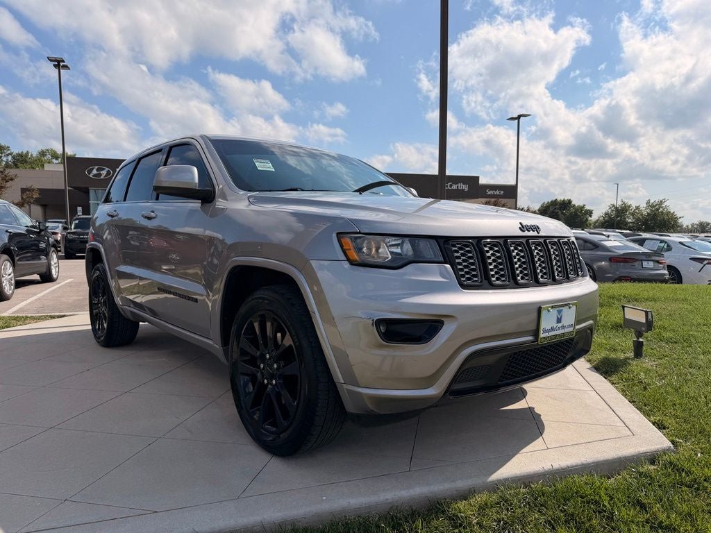 2017 Jeep Grand Cherokee Altitude
