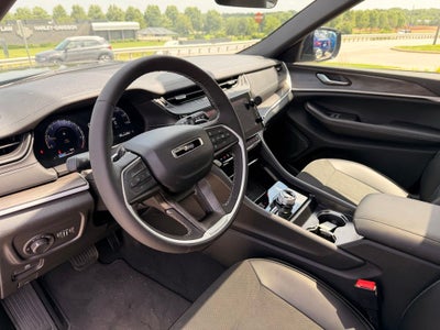 2026 Jeep Grand Cherokee L Laredo