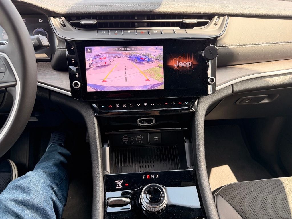 2026 Jeep Grand Cherokee L Laredo
