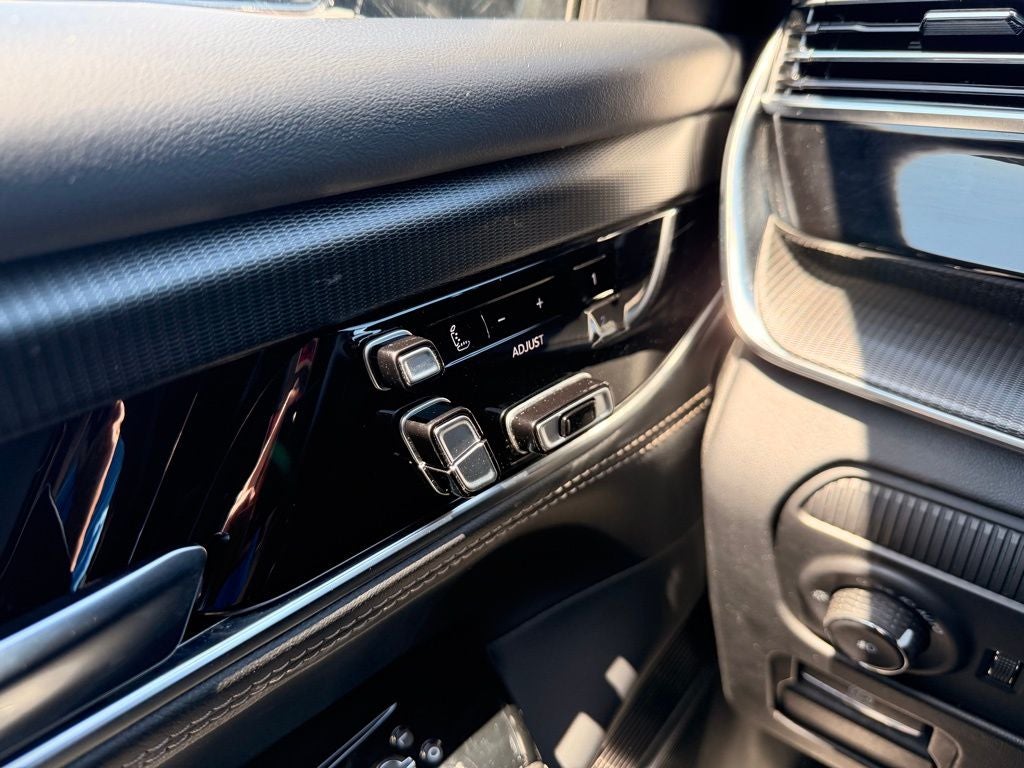 2024 Jeep Grand Wagoneer Series II