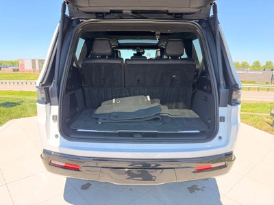 2024 Jeep Grand Wagoneer Series II