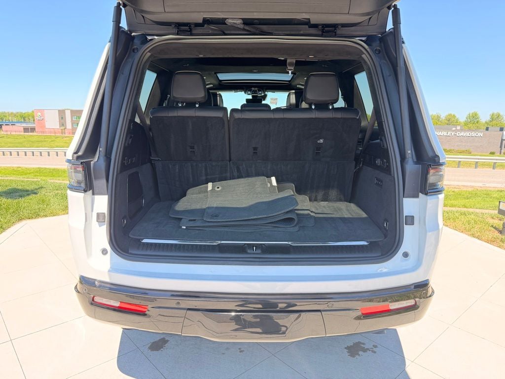 2024 Jeep Grand Wagoneer Series II