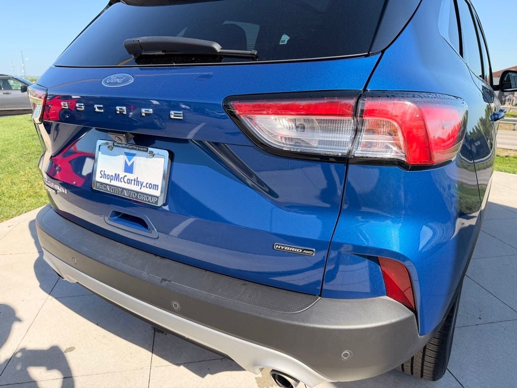 2022 Ford Escape Hybrid Titanium
