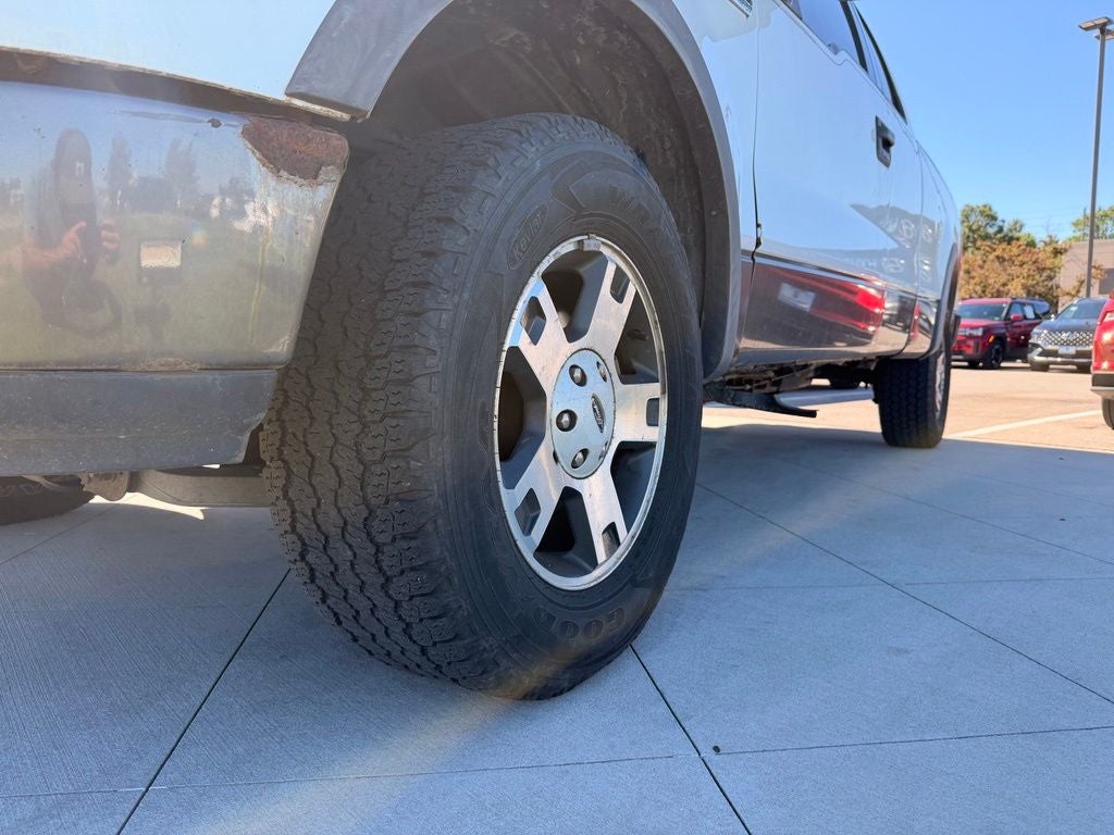2004 Ford F-150 XL
