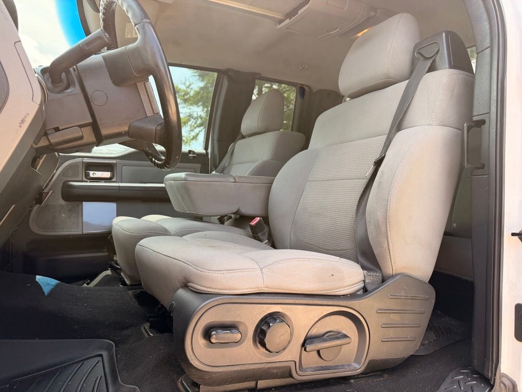 2004 Ford F-150 XL