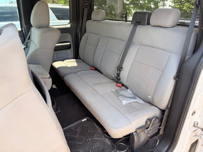 2004 Ford F-150 XL