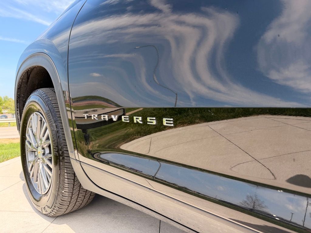 2026 Chevrolet Traverse LT 2LT