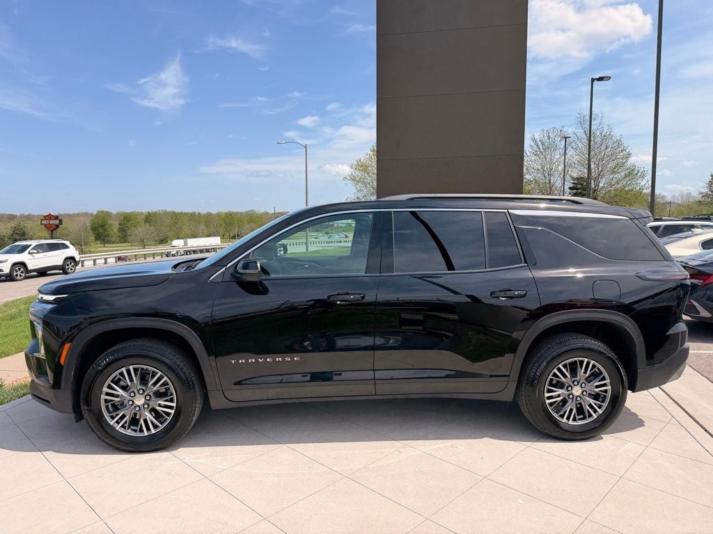 2026 Chevrolet Traverse LT 2LT