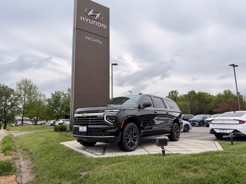 2026 Chevrolet Suburban LT