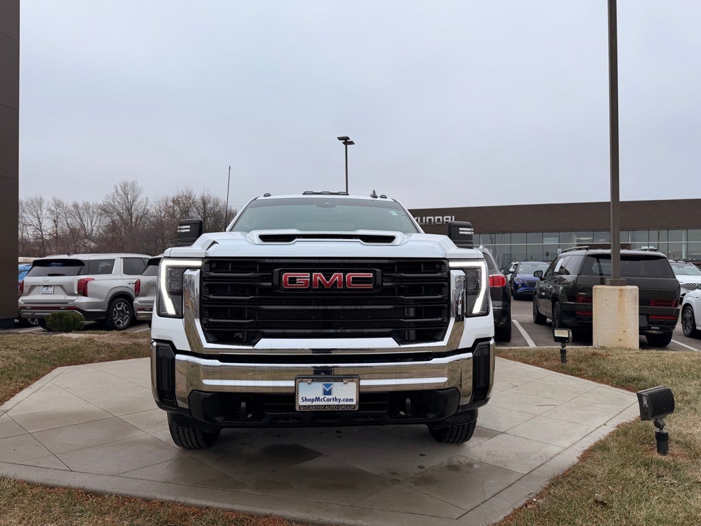 2024 GMC Sierra 2500HD Pro