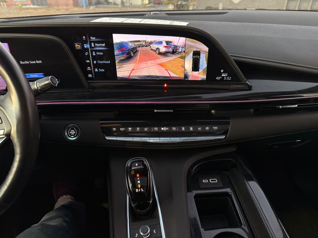 2023 Cadillac Escalade Sport