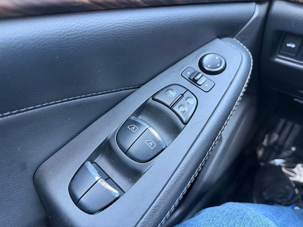 2016 Nissan Maxima Platinum