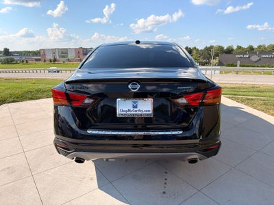 2022 Nissan Altima 2.5 SR