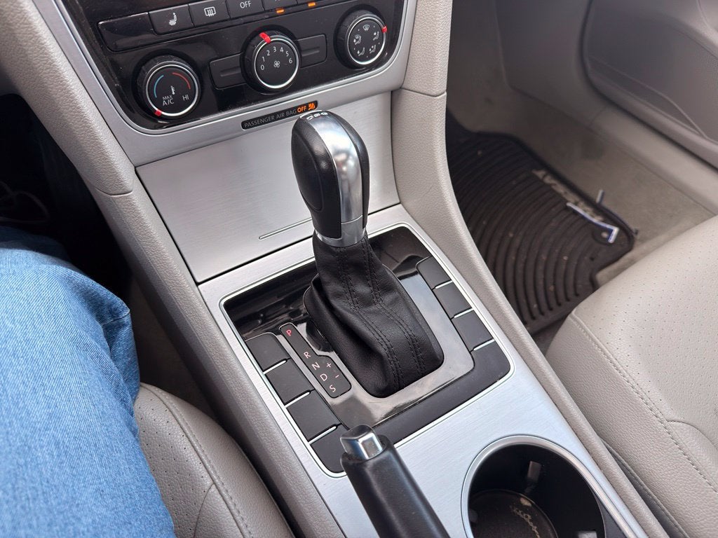 2013 Volkswagen Passat TDI SE
