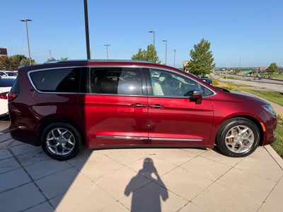 2017 Chrysler Pacifica Limited