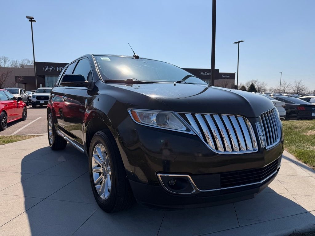 2013 Lincoln MKX Base