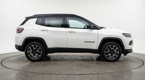 2025 Jeep Compass Trailhawk