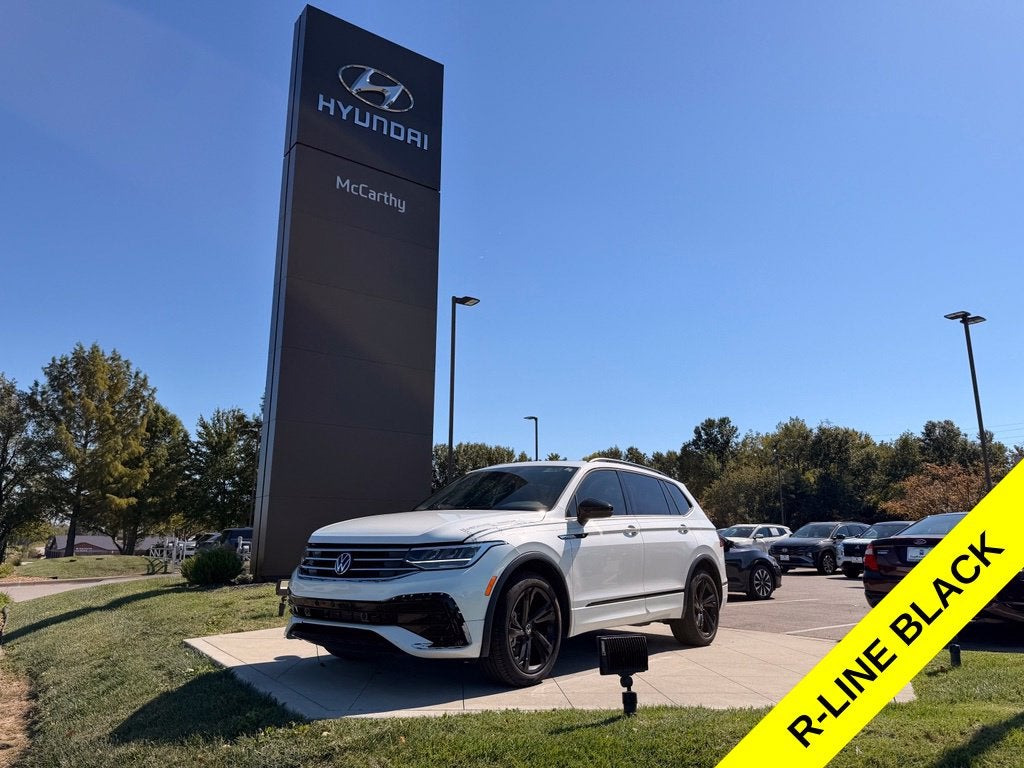 2024 Volkswagen Tiguan 2.0T SE R-Line Black