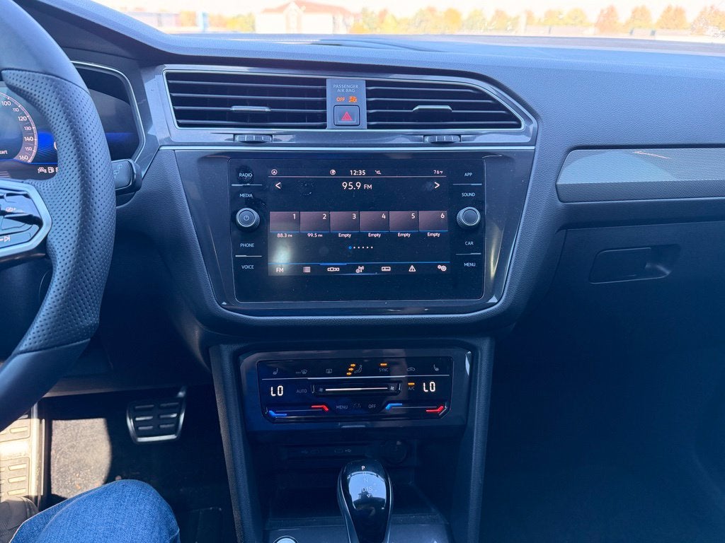2024 Volkswagen Tiguan 2.0T SE R-Line Black