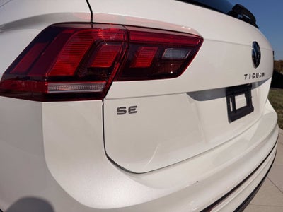 2024 Volkswagen Tiguan 2.0T SE R-Line Black