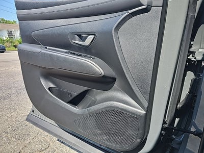 2025 Hyundai Santa Cruz SE