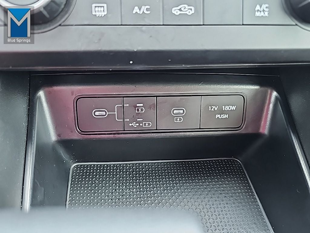 2025 Hyundai Santa Cruz SE