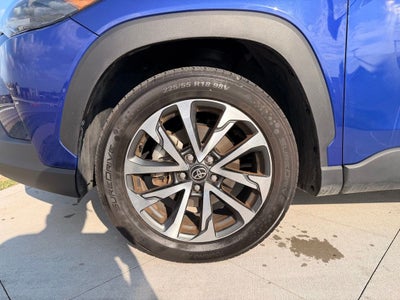 2022 Toyota Corolla Cross XLE