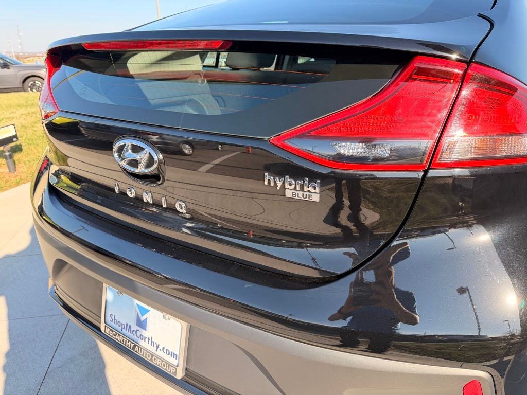 2019 Hyundai Ioniq Hybrid Blue
