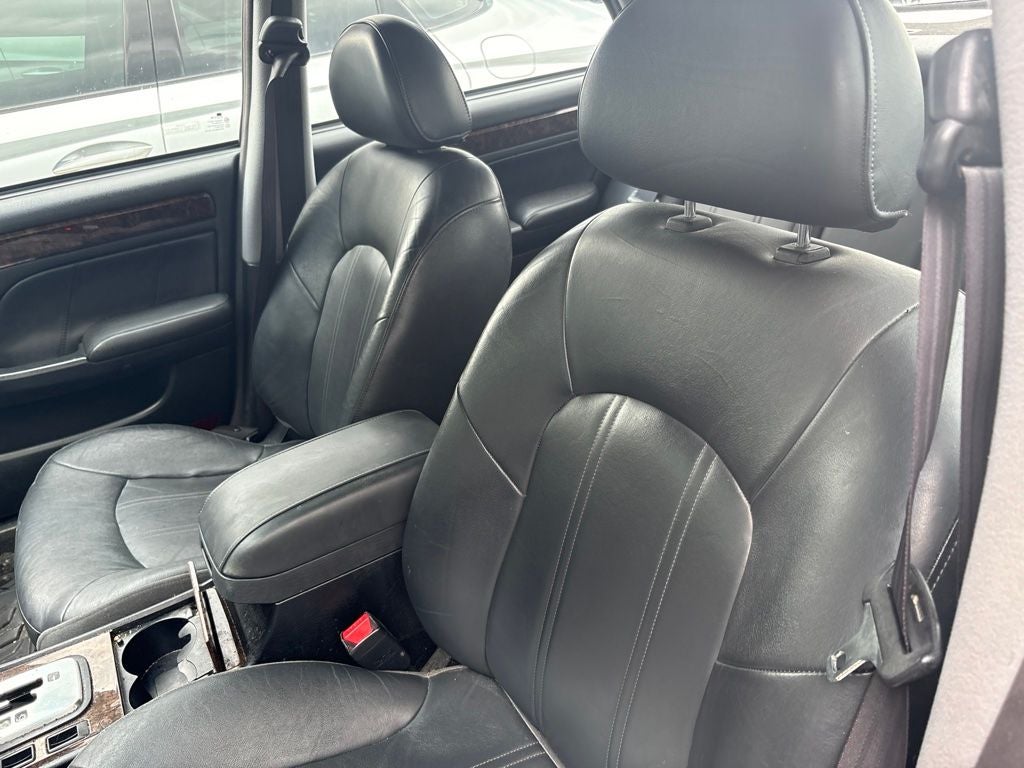 2001 Hyundai XG300 Base