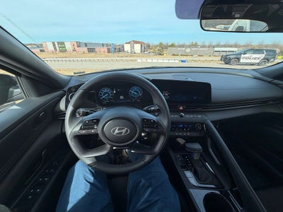 2025 Hyundai Elantra Hybrid SEL Sport