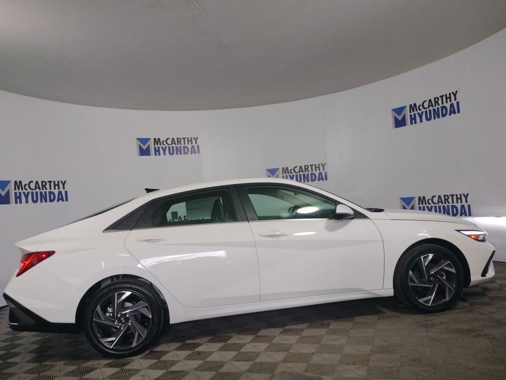 2025 Hyundai Elantra Hybrid Limited