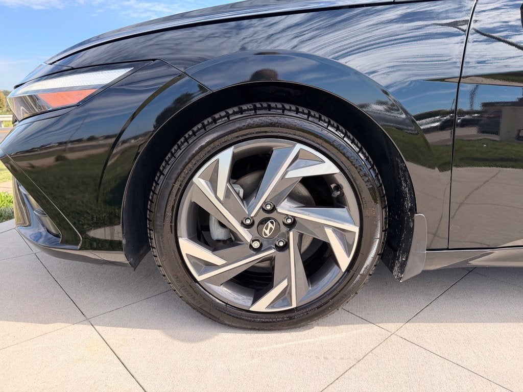 2024 Hyundai Elantra Hybrid Limited