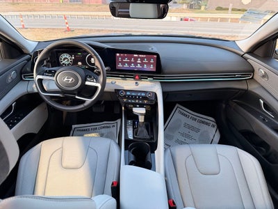 2025 Hyundai Elantra Limited
