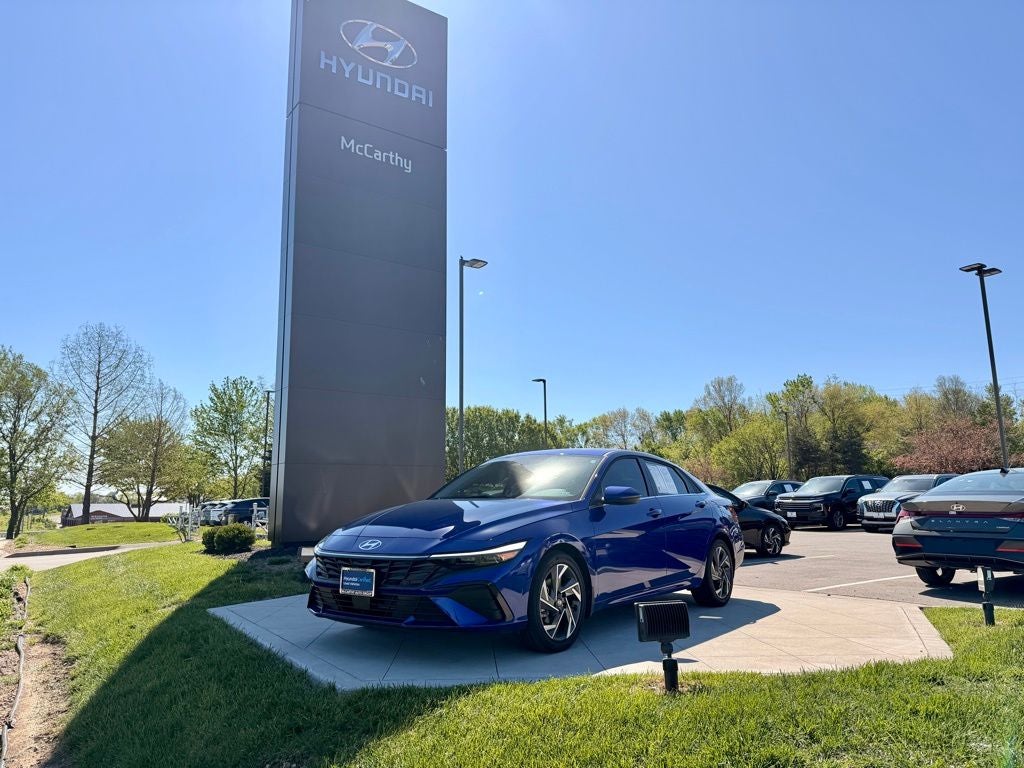 2025 Hyundai Elantra Limited
