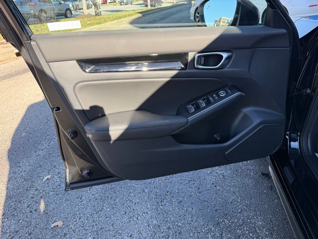 2026 Honda Civic Hatchback FWD Touring Hybrid