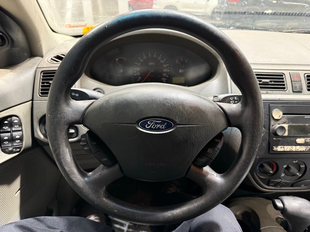 2005 Ford Focus ZX4 SE