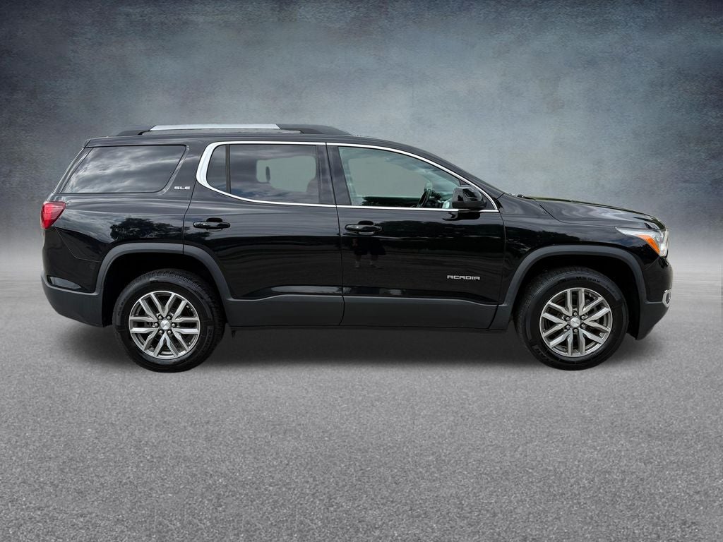 2018 GMC Acadia SLE-2