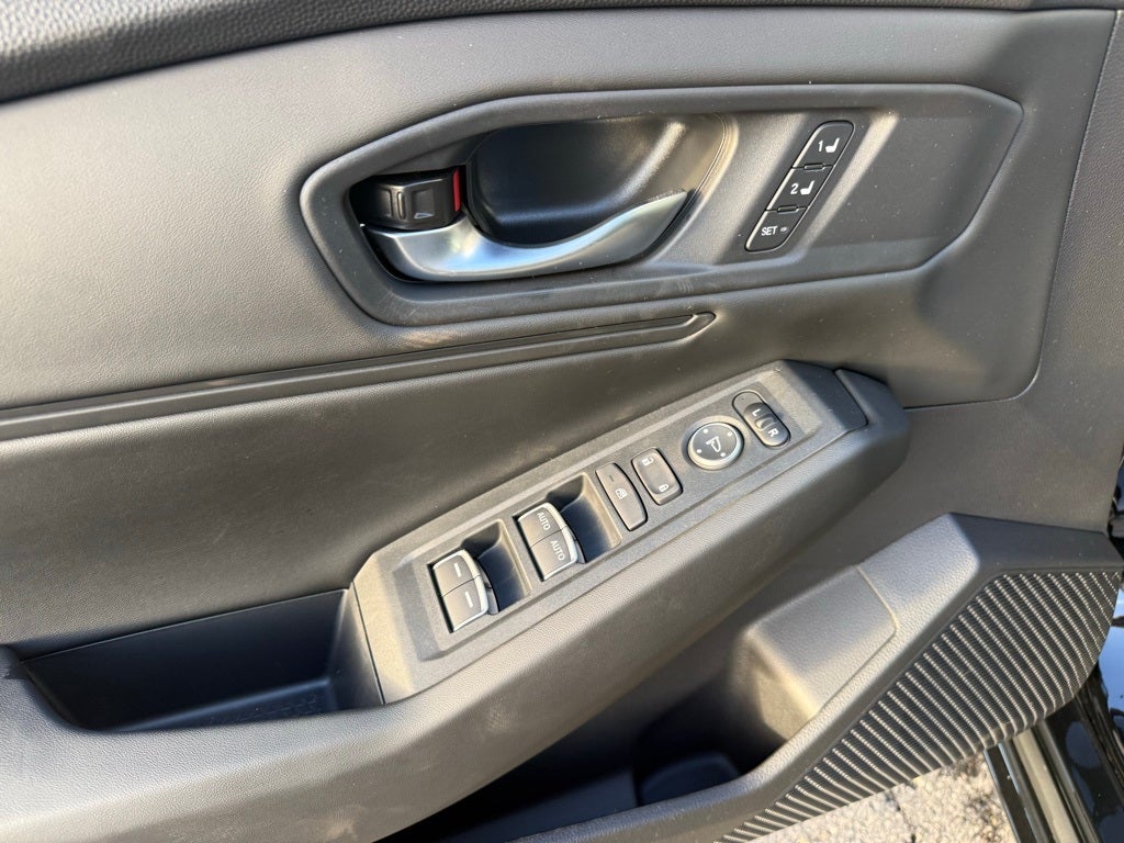 2025 Honda Accord Sedan HYBRID EX-L