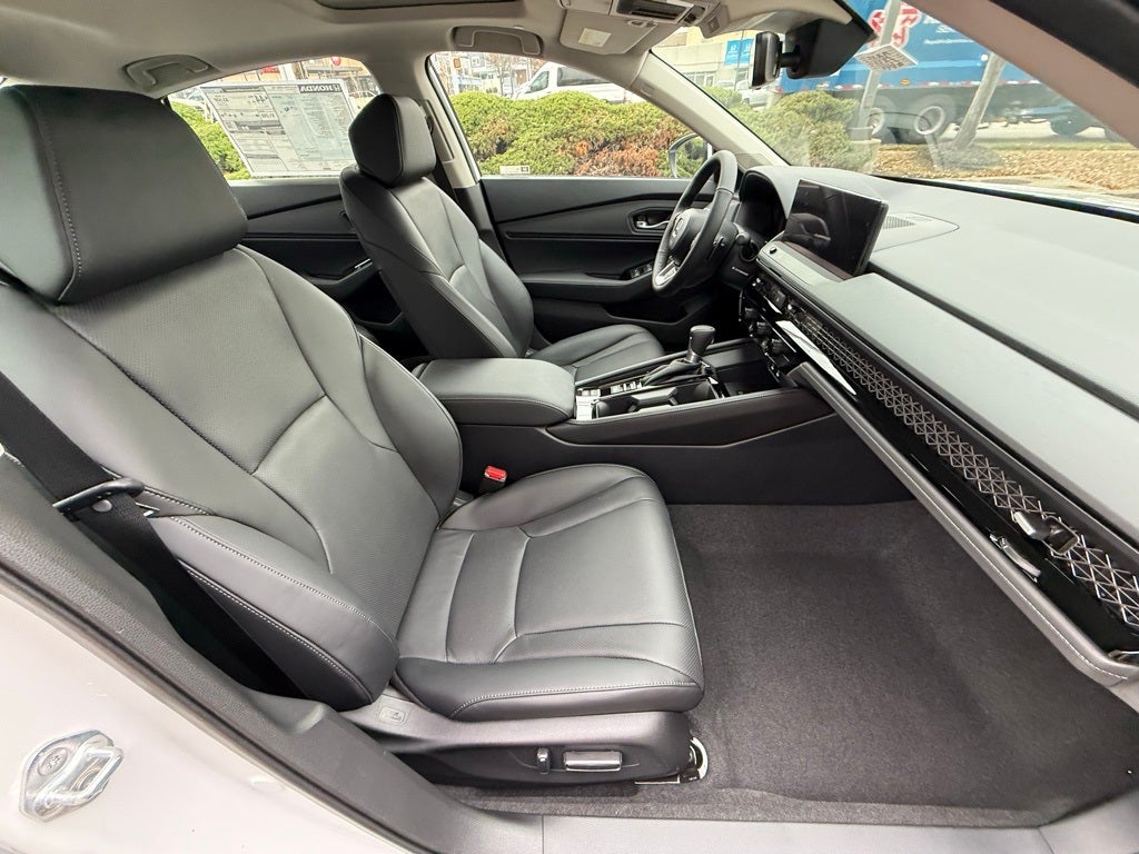 2025 Honda Accord Sedan HYBRID TOURING