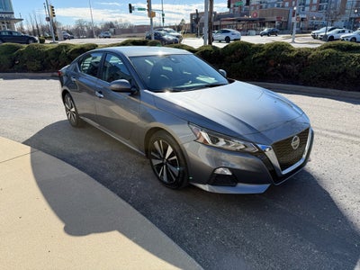 2022 Nissan Altima 2.5 SV