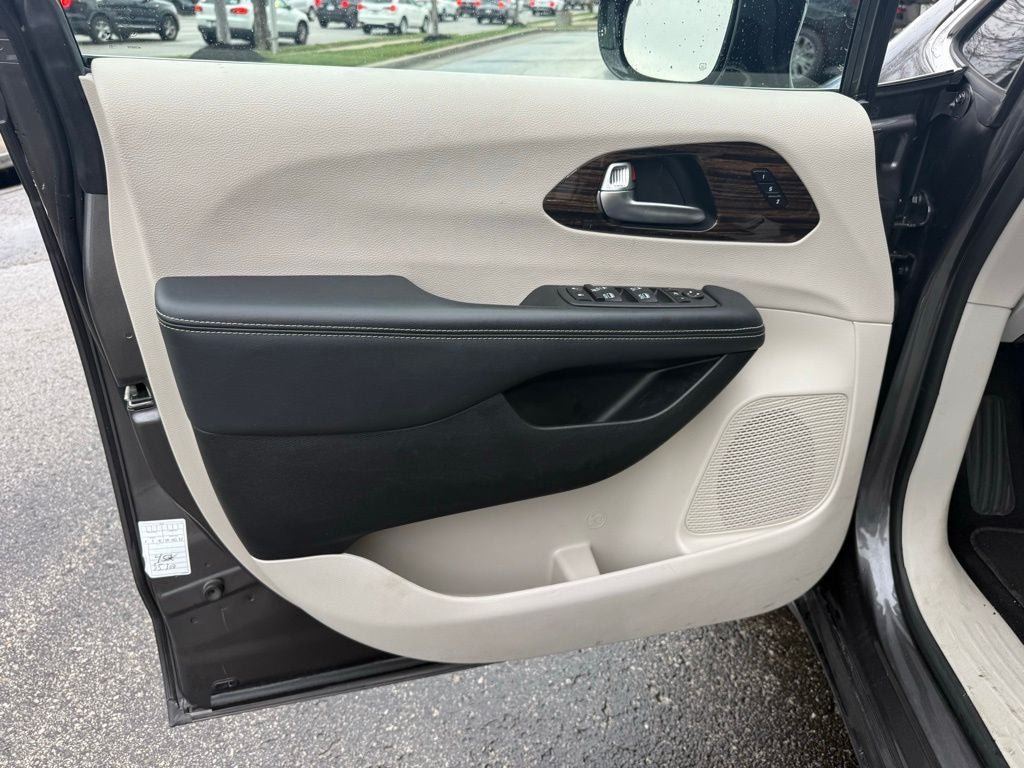 2023 Chrysler Pacifica Limited