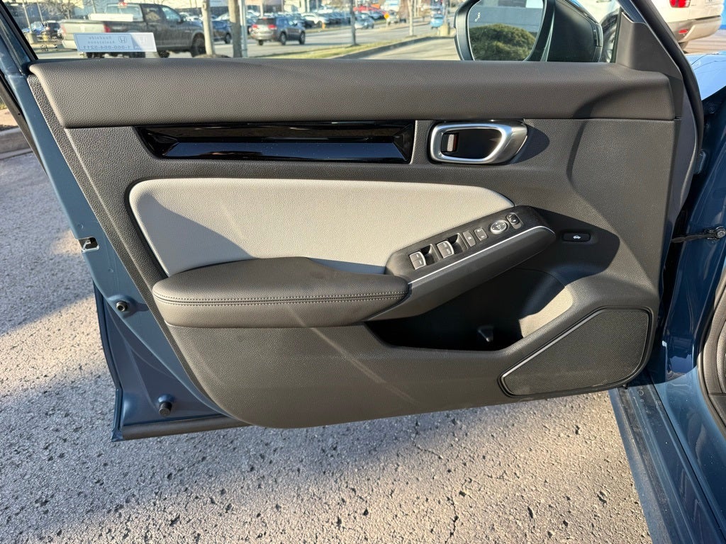 2026 Honda Civic Sedan 2WD Sport Touring Hybrid