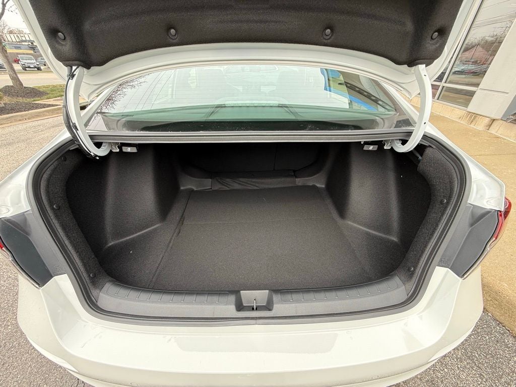 2026 Honda Civic Sedan 2WD Sport Touring Hybrid