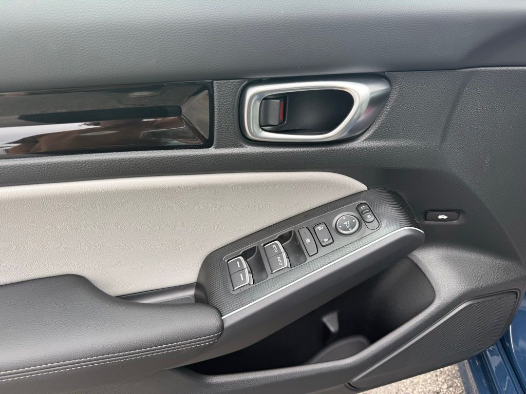 2026 Honda Civic Hybrid 2WD Sport Touring Hybrid