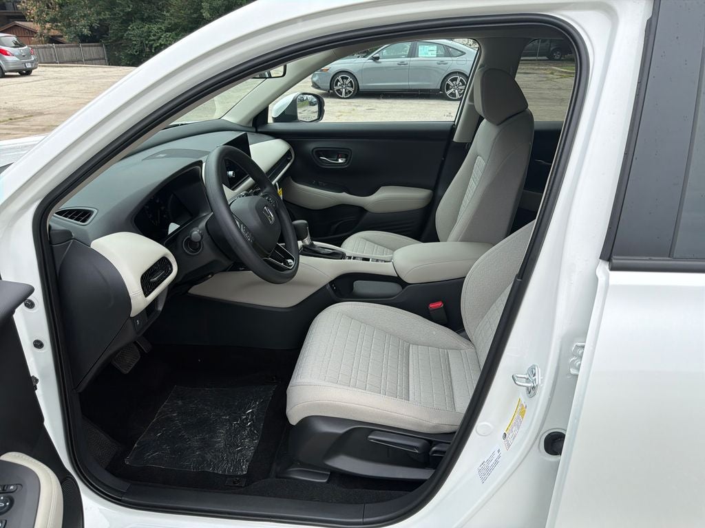 2027 Honda HR-V LX AWD