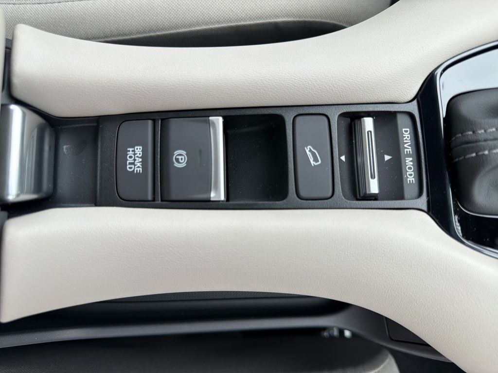 2027 Honda HR-V LX AWD