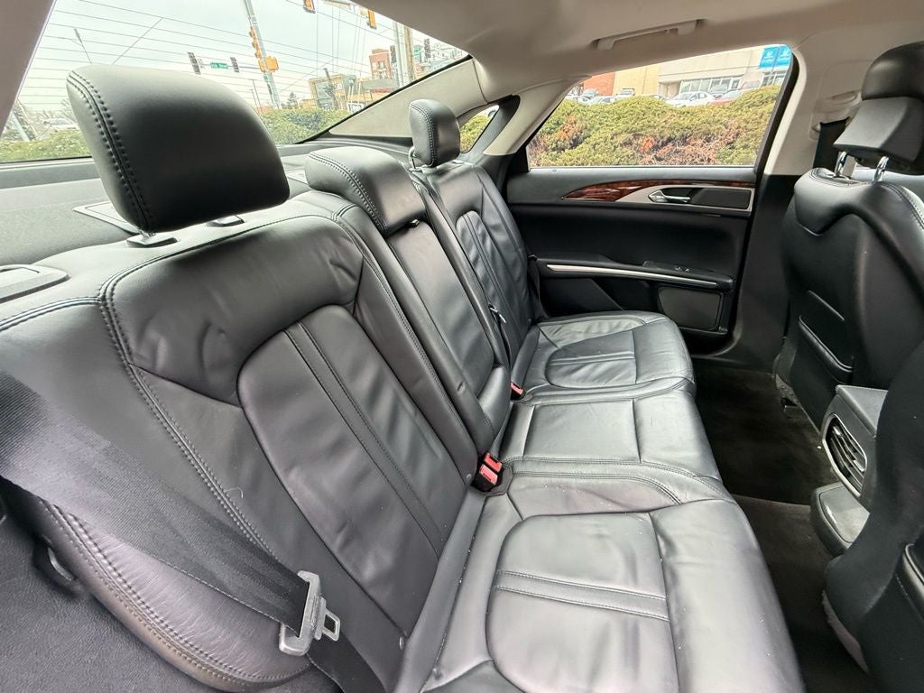 2015 Lincoln MKZ Base