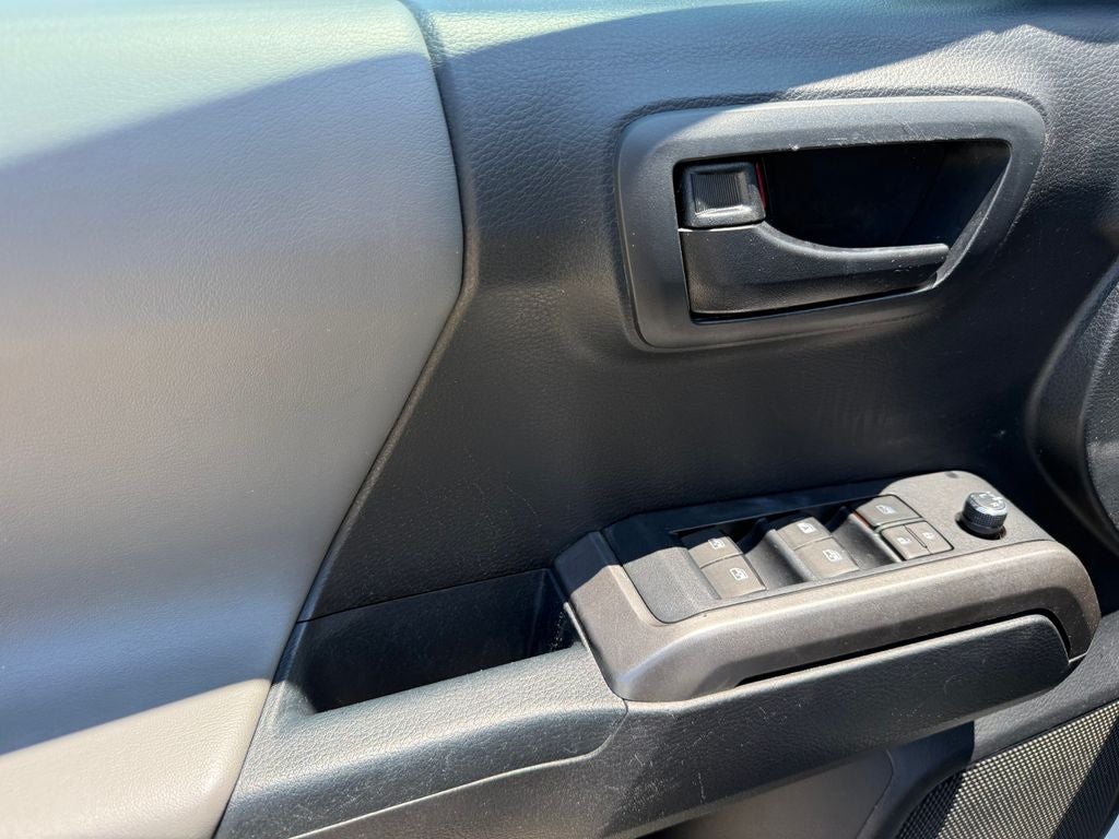 2018 Toyota Tacoma SR5 V6