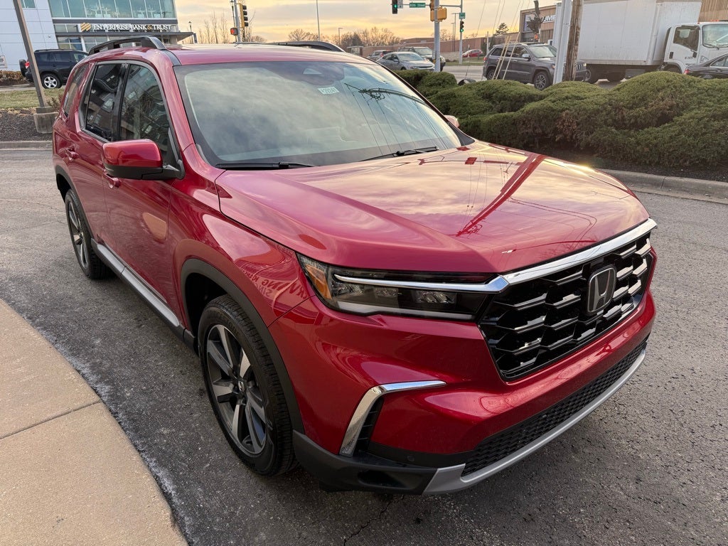 2025 Honda Pilot AWD TRG