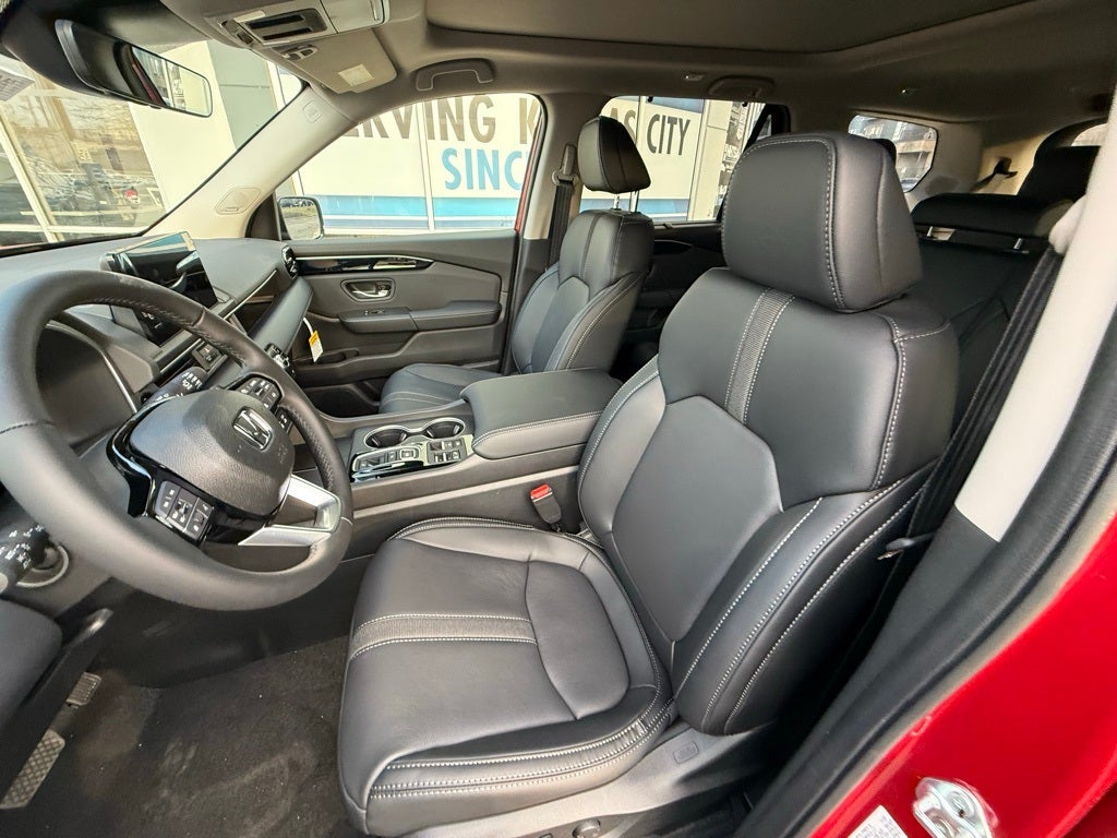 2025 Honda Pilot AWD TRG